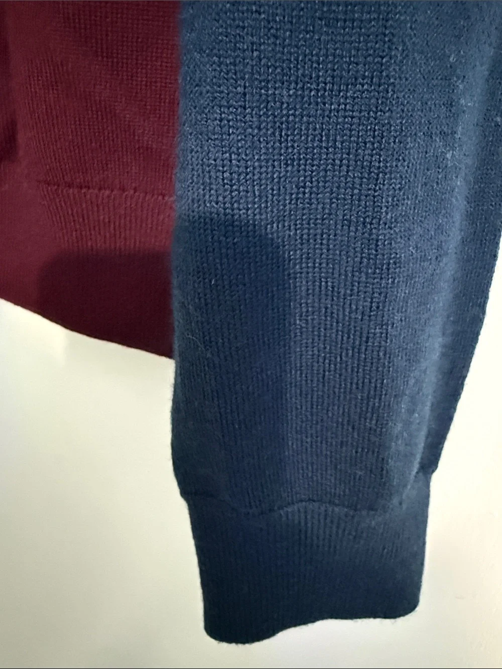 Banana Republic Men's Burgundy and Navy Raglan Crewneck Sweater size small